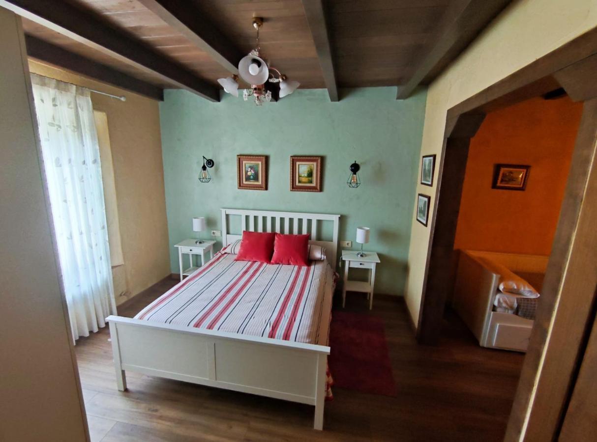 Casa Rural Oliver Y Nadia Rodilana ภายนอก รูปภาพ