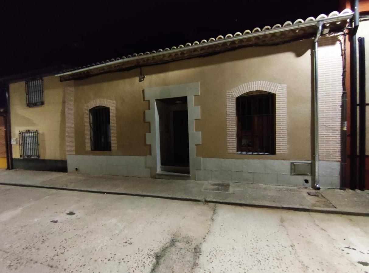 Casa Rural Oliver Y Nadia Rodilana ภายนอก รูปภาพ